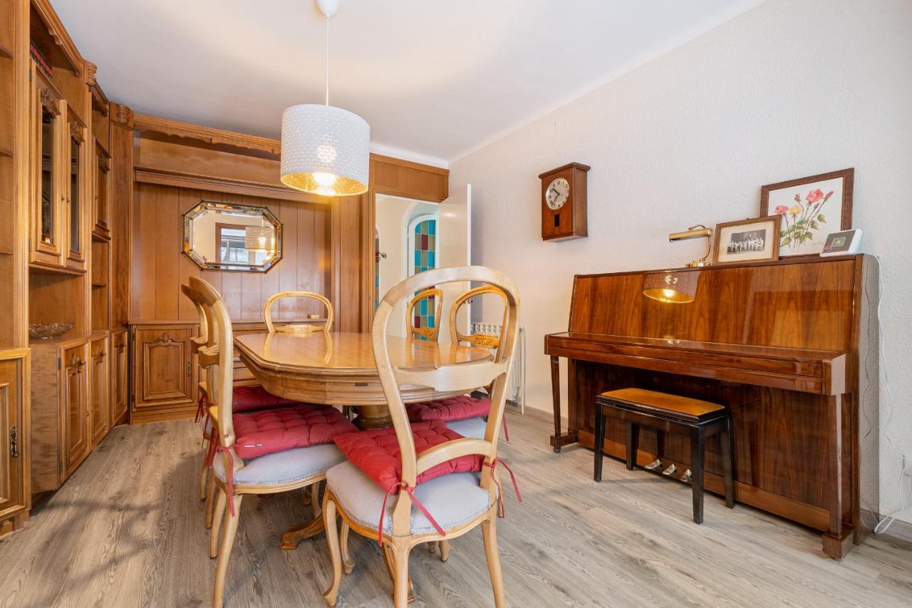 Hauzify I Vila Ducal Montblanc Buitenkant foto