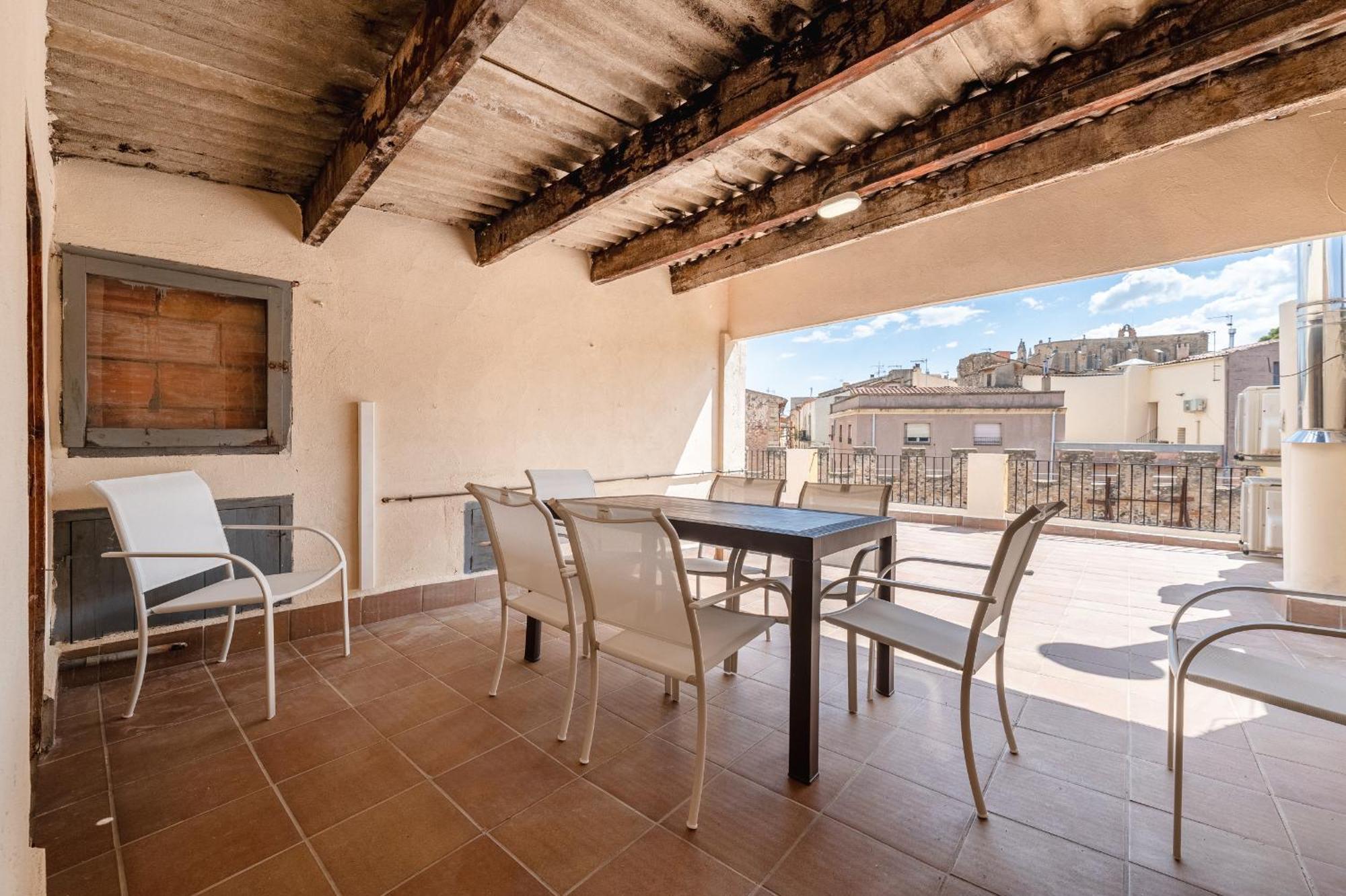 Hauzify I Vila Ducal Montblanc Buitenkant foto