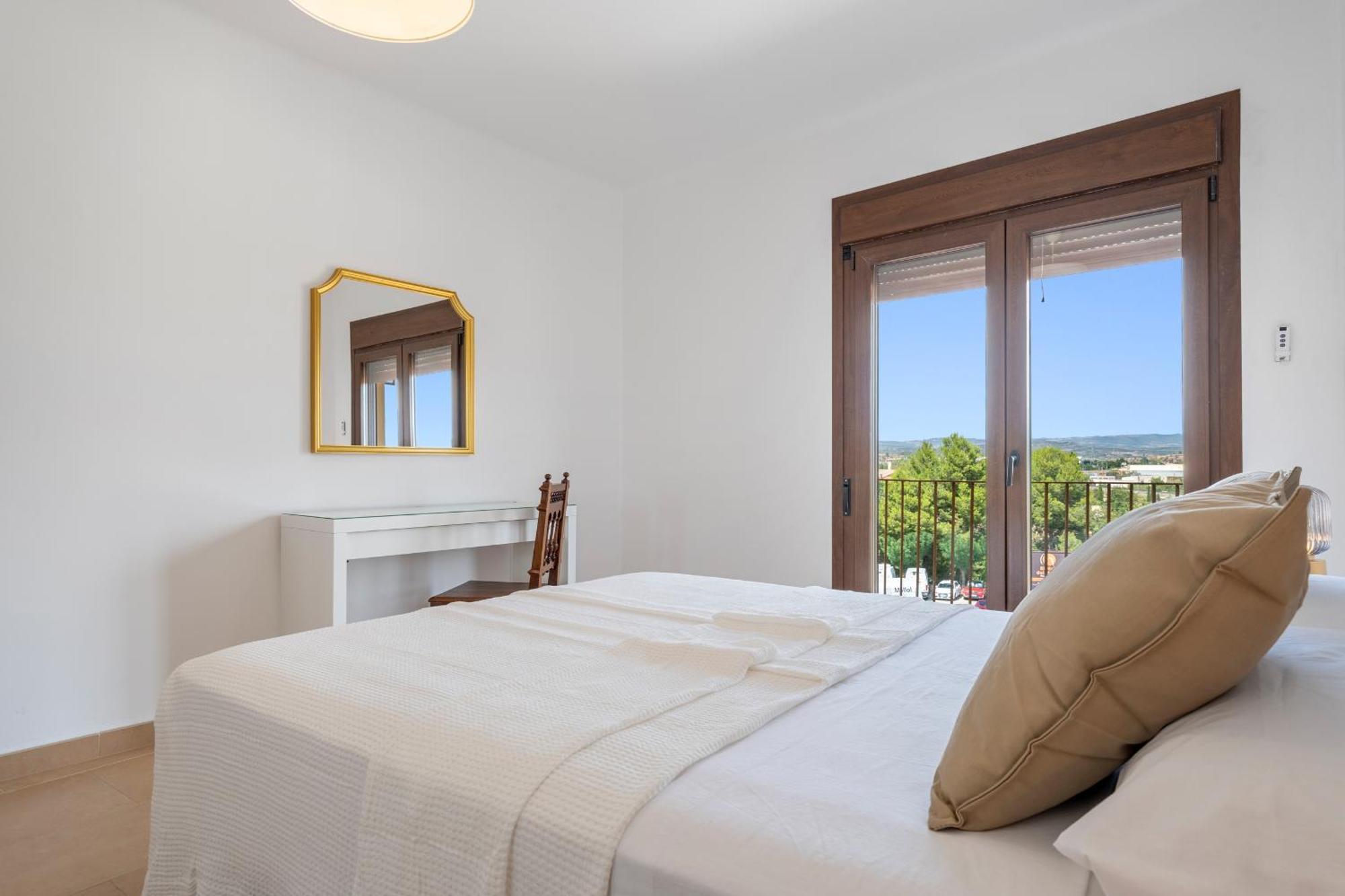 Hauzify I Vila Ducal Montblanc Buitenkant foto